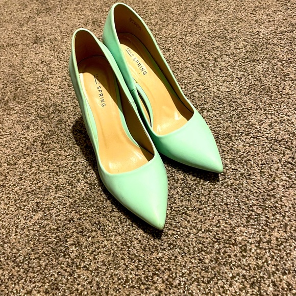 Mint Heels 👠 - Picture 1 of 4